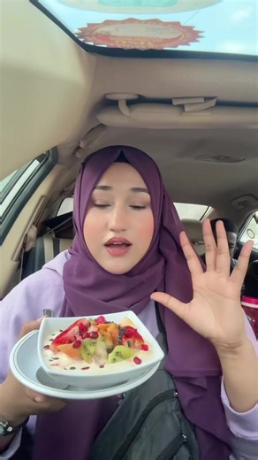 Karachi's Famous Fruit Chaat Recipe and Tips