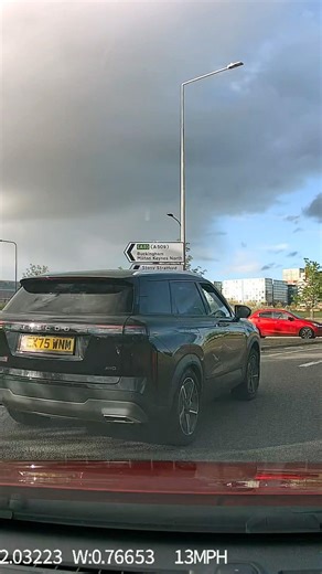 How has this driver got a license? #baddriving