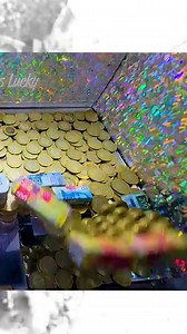 139K views · 3.5K reactions | ¡Le gané a la máquina de cascada de monedas con pura suerte!  #games #lucky #Coinpusher | El Gato | Facebook