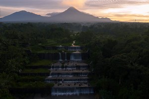 sunrise in central Java by christopherhas