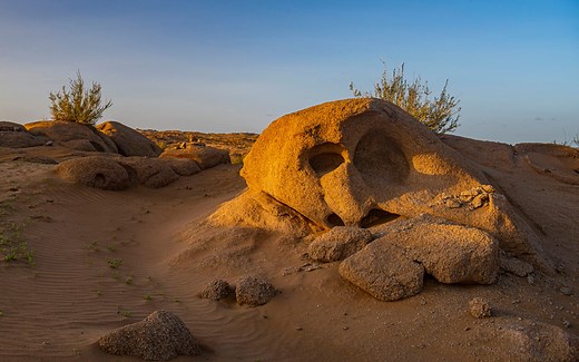 “盐风化地貌”是怎样形成的？