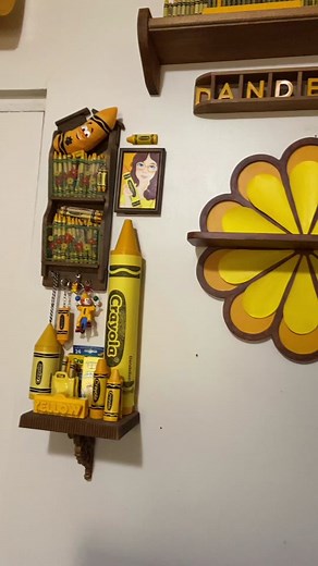 Adorable Dandelion Crayon Mascot from 1999 Crayola Stapler