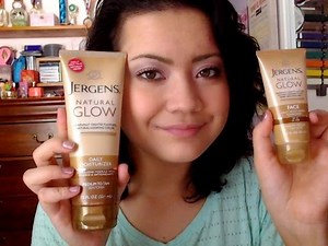 Review | Jergens Natural Glow Lotion (Face & Body)
