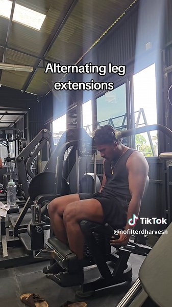 Alternating Leg Extensions for Optimal Gym Performance