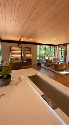 Modern Luxury: A Stunning Open-Concept Home Tour ✨