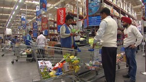 India weighs changes in retail industry