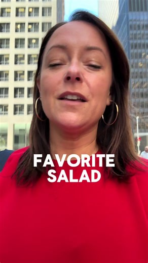 No joke I used to eat this salad at least 3x week for lunch when I worked across the street #my40somethinglife #chicago #chicagorestaurants #chicagovibes #chicagolunch