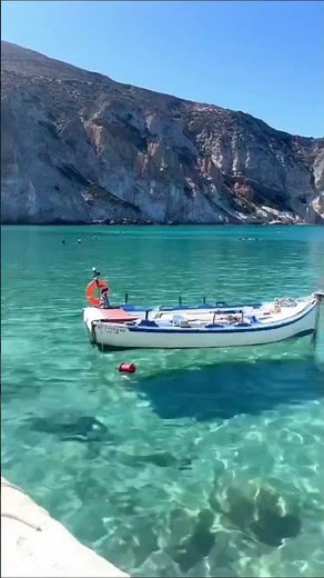 🇬🇷 Milos: Greece's Hidden Island Paradise! 😍