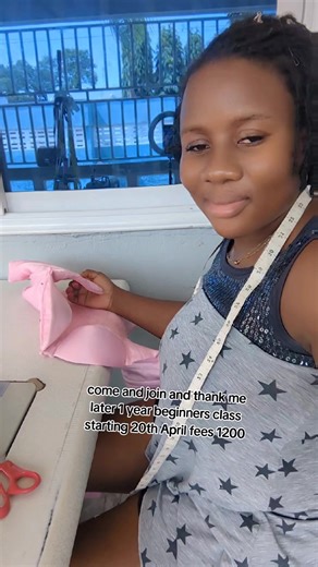 Join the 1-Year Beginners Fashion Class on April 20th