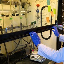 Video: Synthesis of In37P20O2CR51 Clusters and Their Conversion to InP Quantum Dots