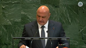 194K views · 5.2K reactions | الرئيس جوزاف عون أمام الجمعية العامة للأمم المتحدة: أقفُ الآن أمامَكم متحدثاً عن السلام والتنمية وحقوق الإنسان. فيما بعضُ أهلي يُقتلون. ومناطق من أرضي محتلة. ووطني وشعبي معلقان بين الحياة والموت | Lebanese Presidency | Facebook