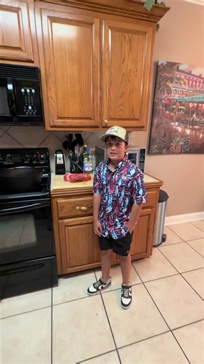 Roast rice and gravy inspired by @cookingwithuncle_j @Snoop Dogg #cajuncooking #louisianacheck #chefsoftiktok #countryboy #kidsoftiktok