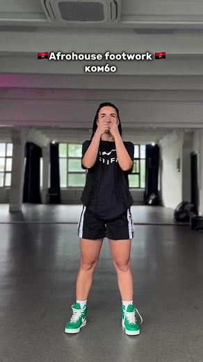 Aula de Afro House: Aprenda Kuduro com Estilo