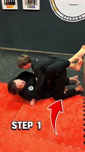 Pendulum sweep in Jiu Jitsi #bjj #tutorial