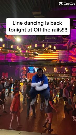 #linedancing is back tonight at @offtherailsworcester !!! Come get your dance on with us! Tonight is the @thechrisjanson line dance preparty for the concert tomorrow!! So come learn some #linedances to his music too dance with me at the concert!!! Plus @jackdaniels_us will be there tonight so you can try out their new blackberry whiskey!!! Also bonus intermediate lesson of Take me to the beach at 6:30pm!! I mean that sounds like an amazing Thursday night!! Grab your boots or @fuego.dance sneaker