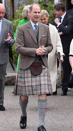 Men's Fashion: Embracing Traditional Scottish Kilts