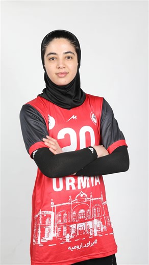 ‎( تیم والیبال شهرداری ارومیه )‎ on Instagram‎: "🔻صحبت های آیدا خدایی بازیکن تیم والیبال بانوان شهرداری ارومیه قبل از بازی فردا مقابل الیت تهران در مرحله پلی آف لیگ دسته یک | #ویدئو"‎