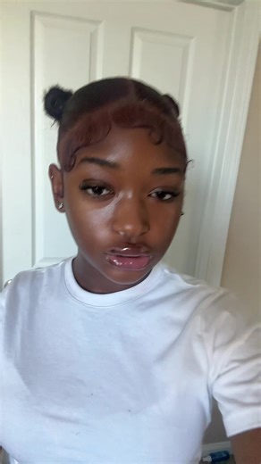 sweetpeaaa🪅 (@itssopeaa)’s videos with original sound - TayShaun