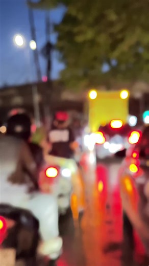 Exploring the Ring Road Post-Rain: A Reflective Journey