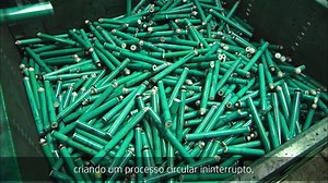 16 reactions |  Sabia que a HP deu a milhões de garrafas uma nova vida?  Este parceiro da Staples tem uma longa tradição de proteção ambiental com raízes profundas no seu passado. Saiba mais sobre esta história de sustentabilidade em https://bit.ly/3wKaZUN. | Staples Portugal | Facebook