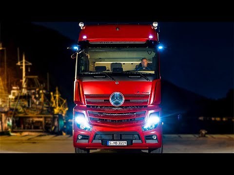 Mercedes-Benz Actros HIGH-TECH Truck