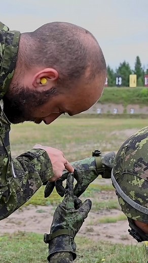 Dernière chance pour faire partie d’un de nos cinq programmes d’instruction d'été des FAC à l’intention des Autochtones! Postulez dès aujourd’hui pour bénéficier d’un camp d’été de six semaines incluant une formation militaire et des enseignements culturels autochtones mémorables. (lien dans bio) | Armée canadienne