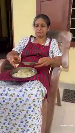 268K views · 3K reactions | BSC Maths പഠിച്ച 'അമ്മ ജോലിക്ക് പോകാത്തത് കൊണ്ട് എന്തെങ്കിലും ദോഷങ്ങൾ ഉണ്ടായോ樂അമ്മയ്ക്കുമുണ്ട് പറയാൻ | Moma's Kitchen | Facebook