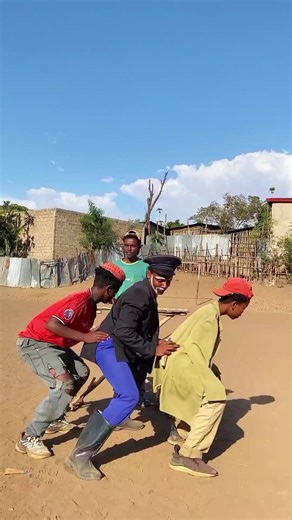 እባካቹ copilnk አድርጉ🙏🙏🙏@Comedian Bursamo @ጉተማ ና ብሩ @DJ Sami ሻ @Adonaymada #ቀኑማ#ethiopian_tik_tok🇪🇹🇪🇹🇪🇹🇪🇹 #viralvideo #foryou #danc