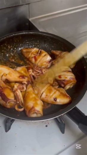 Cooking Pusit for lunch