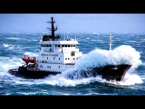 75 SHIPS DESTROYED BY MONSTER STORMS & ICEBREAKERS vs GIANT WAVES | Caught on Camera!