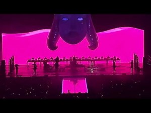 La Femme live in Paris (Bercy / Accor Arena) - Rock Machine - November 26 2025