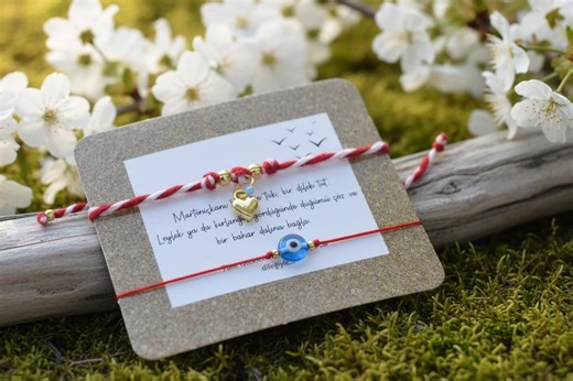 Martenitsa Bracelet Set: Red String, Evil Eye, Gold Heart Charm – Spring Tradition - Etsy