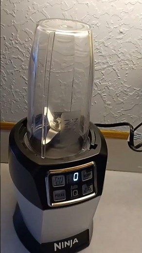 Ninja Blender: Auto iQ 1000W Nutri Ninja