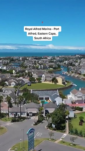 Royal Alfred Marina - Port Alfred, Eastern Cape Located within the seaside town of Port Alfred, lies this beautiful Blue Flag marina. Completed in 1989, The Royal Alfred Marina was meticulously designed to integrate tidal movements effectively flushing out every canal with each tidal cycle. houses for sale on the marina possess a minimum of 15 meters direct access to the canals. This was not always the beautiful place it is today. The early records describe the east bank of the Kowie River mouth