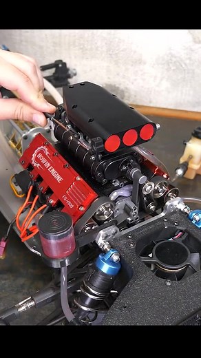 Supercharged V8.. coolest thing I've seen all day @ Johnnyq90 | Boosted lifestyle