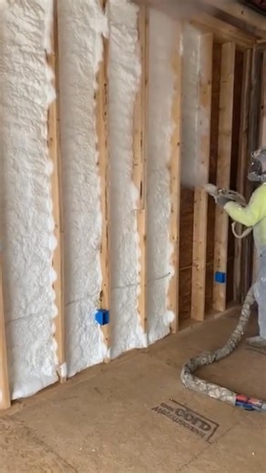 44K views · 182 reactions | #InsulationExperts #satisfying #wallinsulation #howto #foam | LoisTores | Facebook