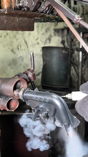 How Rubber Pipe Connectors Are Made.