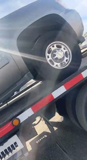Tow truck fails how not to load #fails #hownottoload