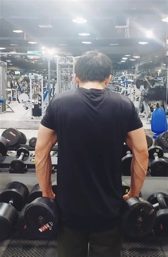 #natural #fitness jurney #Shoulder #trapes workout#short motivation video #💪