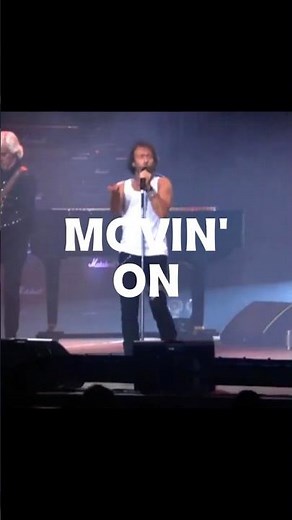 "Movin' On'" live at Wembley in 2010 🎶