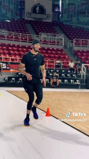 Basketball Workout in Venezuela with Anthony Perez #23