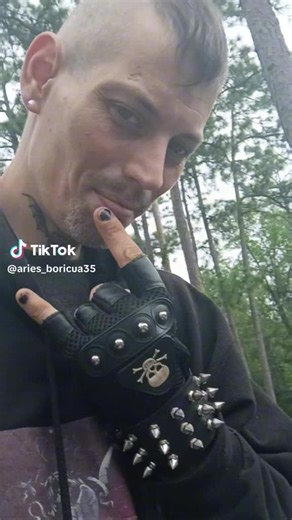 Goth_by_death🇵🇷♈ (@goth_of_the_graveyard)’s videos with original sound - Goth_by_death🇵🇷♈