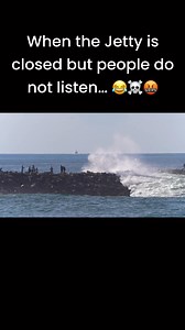 STAY OFF THE JETTY!!! #thewedge #surf #lifeguards #newportbeach #ocean #waves #tsunami #hightide #oceanlife #surfing | Brent Weldon