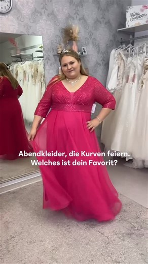 Biancas Brautmoden ♡ Bad Münster on Instagram: "✨Abendkleider in Größen 44 bis 52 – schmeichelhaft, leicht & nur 199€✨ Diese vier Schönheiten sind der Inbegriff von Komfort trifft Eleganz: Fließende Stoffe, femininer Sitz und perfekt für jeden Anlass, bei dem du dich besonders fühlen willst. Und das Beste: alle vier sind für nur 199 € zu haben. Welches dieser vier Kleider gefällt dir am besten? Schreib deine Nummer in die Kommentare😉 #Abendkleid #plussize #abenkleider #abendmodegroßegröße"