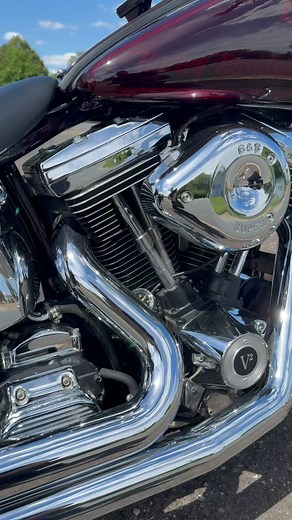 1.3K views · 761 reactions | Now that is a good looking EVOLUTION engine! • @calwitter92 • #vtwinengine #evolutionengine #vtwin #harleydavidsonevolution #evo #hd #harleydavidsonmotorcycle #chrome #oldschool #nicelydone #clean #classic #style #harleydavidson #harleylovers #harleydavidsoncustom #nowaskeyextremeperformance | Nowaskey Extreme Performance | Facebook