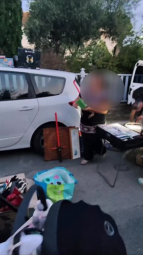 🔥 J’ai acheté un ÉNORME lot de jeux vidéo à un ami chineur du vide-grenier ! Xbox One édition HALO, 2DS Tomodachi Life et bien plus encore 😱 #videgrenier #jeuxvideo #xboxone #halo #nintendo2ds #tomodachilife #collection #brocante #trouvaille #gaming #retro #bonnesaffaires #flipping #console #geek #revente | Retro Cash