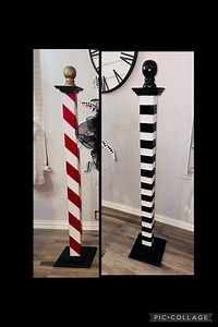 Front Door Post Sign Hanger – Interchangeable Wreath Display | Holiday Decor Stan - Etsy