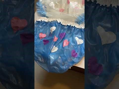 PVC plagum ruffle pants