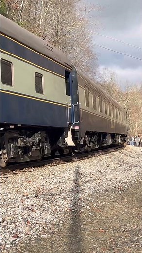 Csx Santa train csx 1 leading