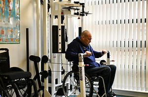 Multi-gym designed by a paraplegic for wheelchair users
